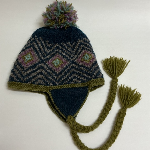 Rising Tide Accessories - Nepal Chullo 100% Wool Hat Pom Braid Handmade Fleece Liner Knit Ski Cap Vintage